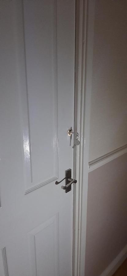 Delightful Home Stay - Double Ensuiteroom. Glasgow Exterior photo